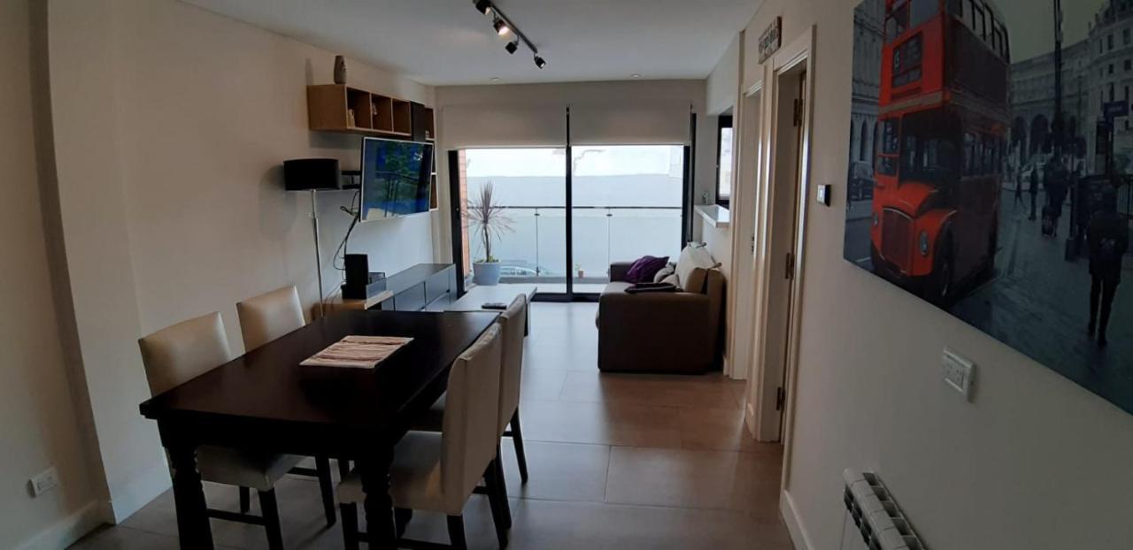 Apartamento Departamento Moderno - Equipado Y Con Cochera Privada *
